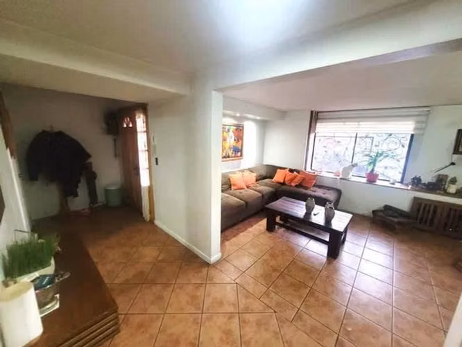 Casa AM VESPUCIO / VILLA LOS FUNDADORES