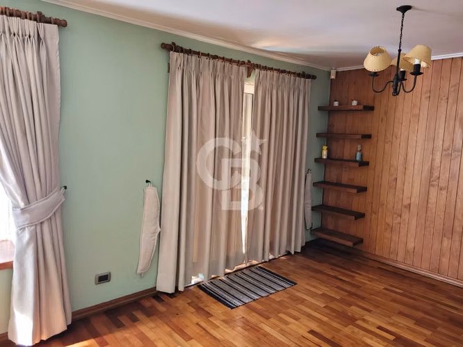 Casa en Villa Los Aromos | Excelente ubicacion y plusvalía