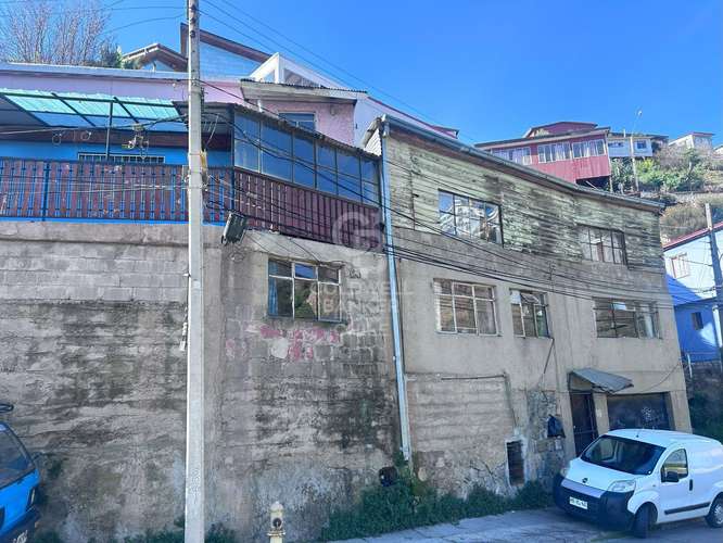 Gran Terreno con 5  Dptos. en Valparaíso - Imagen 15