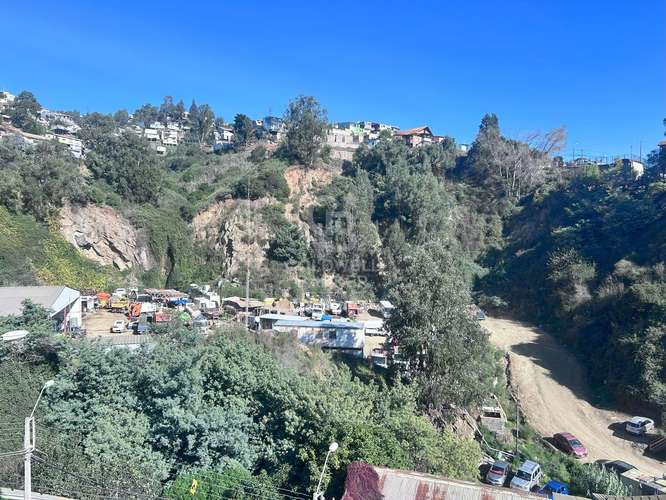 Gran Terreno con 5  Dptos. en Valparaíso - Imagen 6
