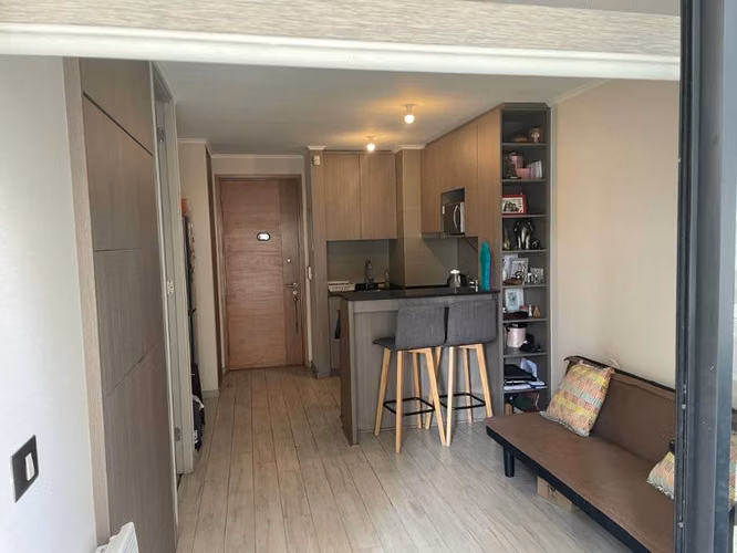 VENTA LINDO DEPARTAMENTO METRO IRARRAZAVAL 1D+1B, ESTAC