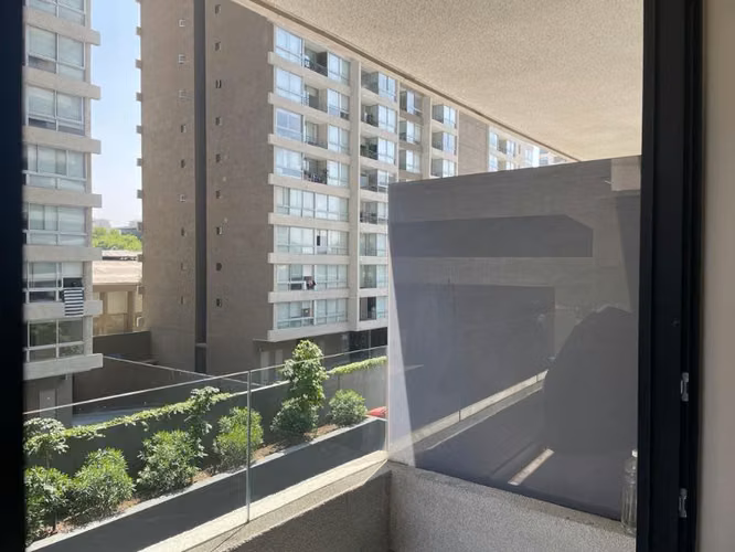VENTA LINDO DEPARTAMENTO METRO IRARRAZAVAL 1D+1B, ESTAC