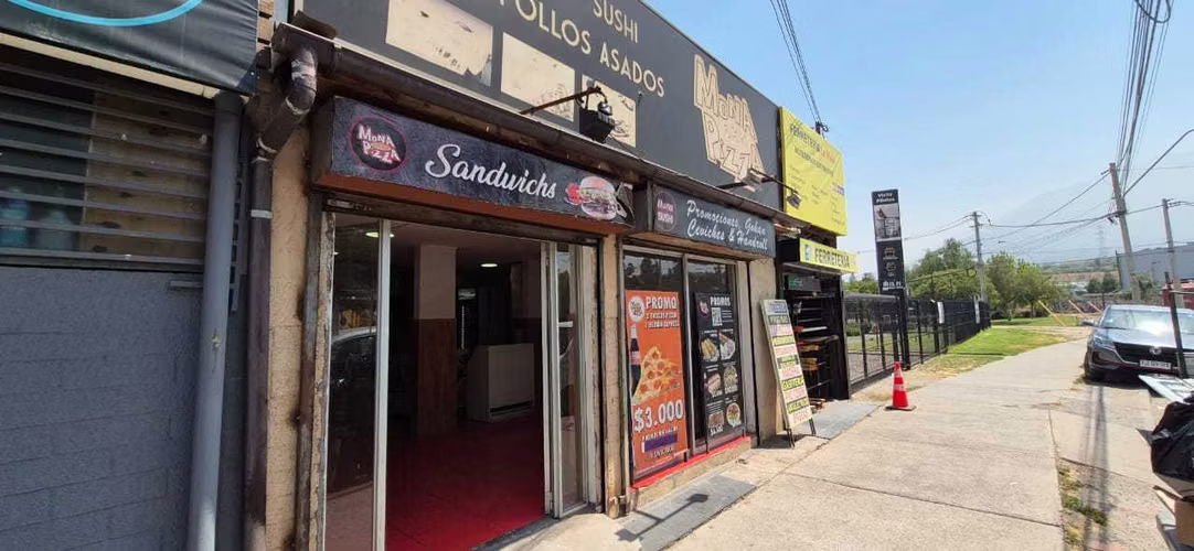 2 LOCALES COMERCIALES,CASA AV SN CARLOS (143431) - Imagen 11