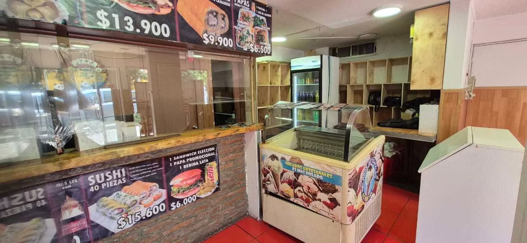 2 LOCALES COMERCIALES,CASA AV SN CARLOS (143431) - Imagen 25