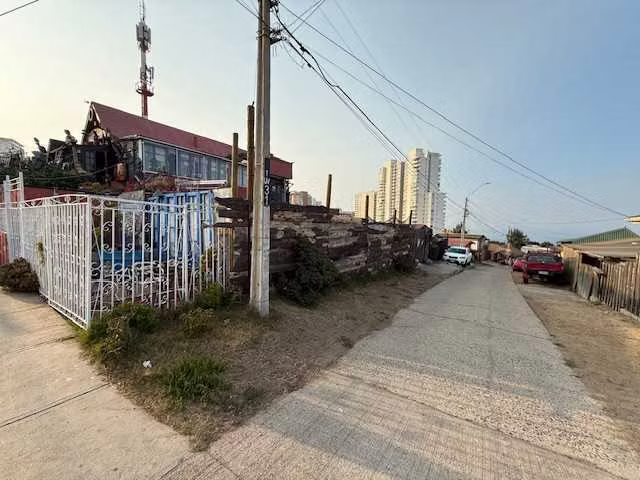 Local comercial, 3 pisos, vista mar trasera (143455)