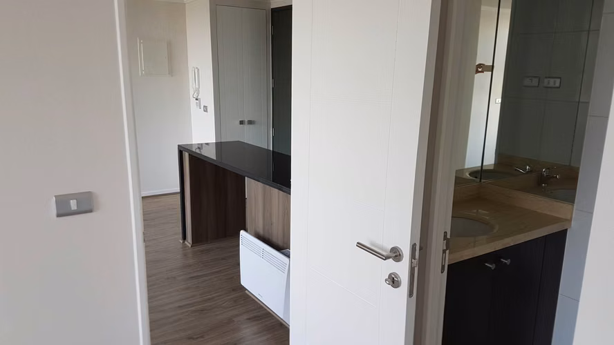 1 DORMITORIO 1 BAÑO. METRO CAMINO AGRICOLA.  LINEA 5