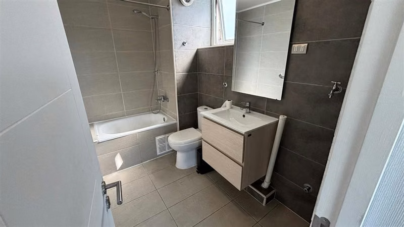 DEPARTAMENTO Av. Vicuña Mackena 1480