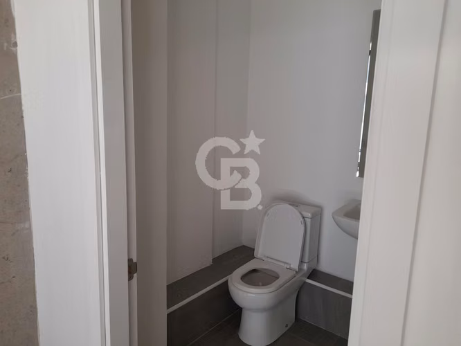 Oficina de 550 m2, Metro Manquehue
