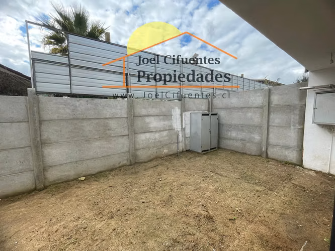 6 casas nuevas en condominio a pasos de la estación del tren. Cod-2407