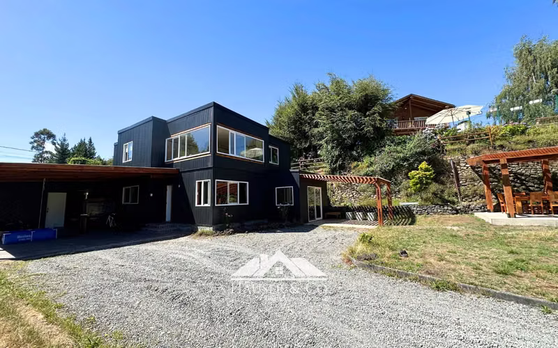 Oferta: Casa en Venta en exclusivo condominio entre Villarrica y Pucon