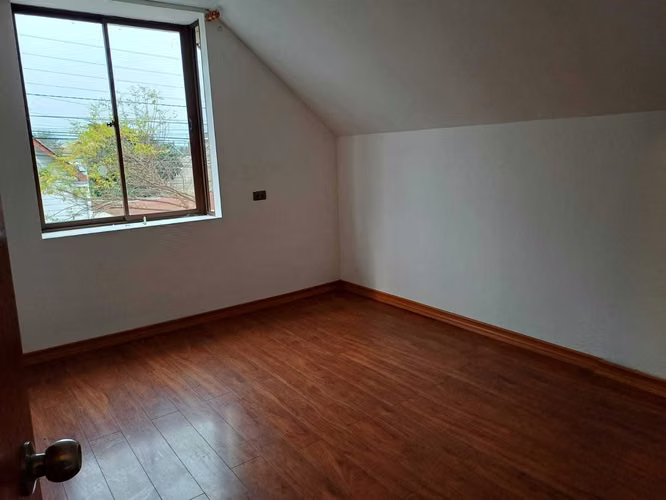Casa en 4 de Septiembre Quillota. (143633)