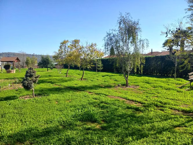 CASA EN SECTOR HUINGANAL LIMACHE. (143637)