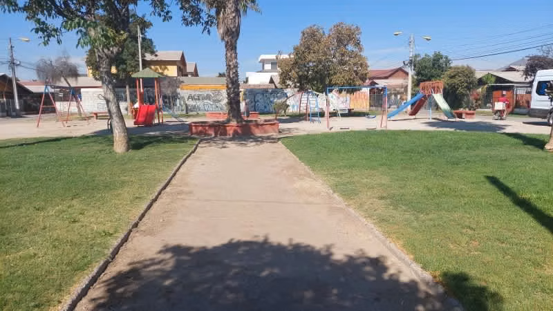 EL LABRADOR/ VILLA EL ABRAZO/ MAIPU