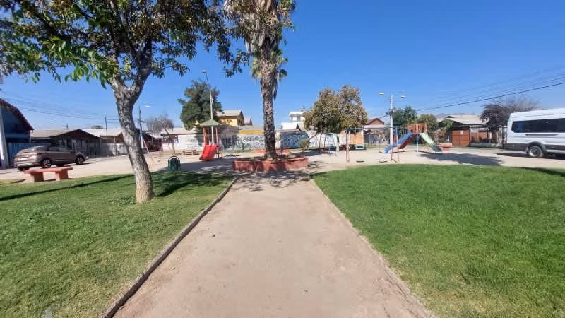 EL LABRADOR/ VILLA EL ABRAZO/ MAIPU