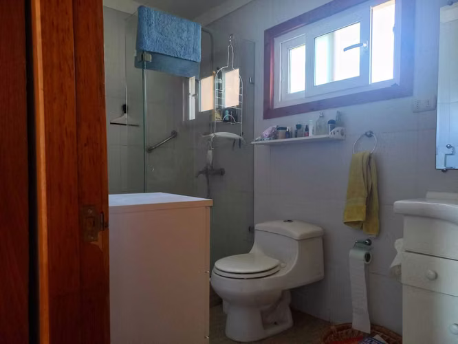 CASA EN ARRIENDO SECTOR HUINGANAL LIMACHE. (143639)