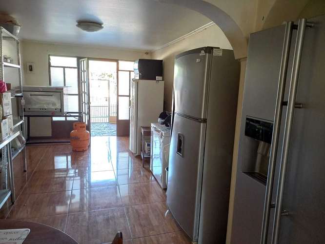 SE VENDE Casa en Villa México. Quillota. (143642)