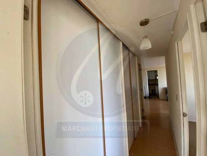 Venta departamento en 6to piso - Playa Ancha