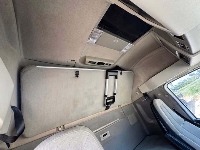 2019 Tractocamión Volvo FH con Kit Hidráulico – 4X2 - Automático