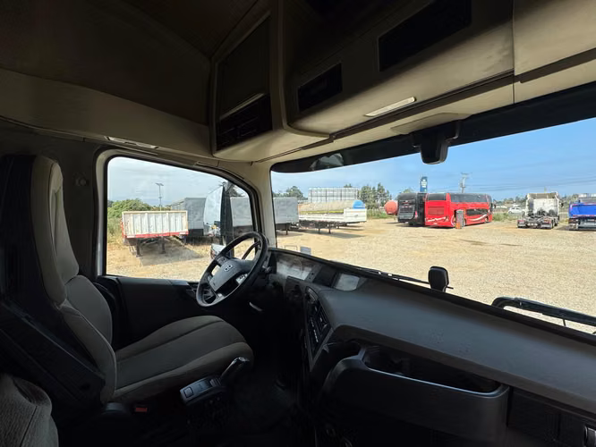 2019 Tractocamión Volvo FH con Kit Hidráulico – 4X2 - Automático