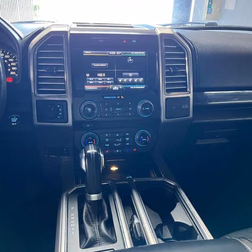 FORD F150 PLATINUM 2017