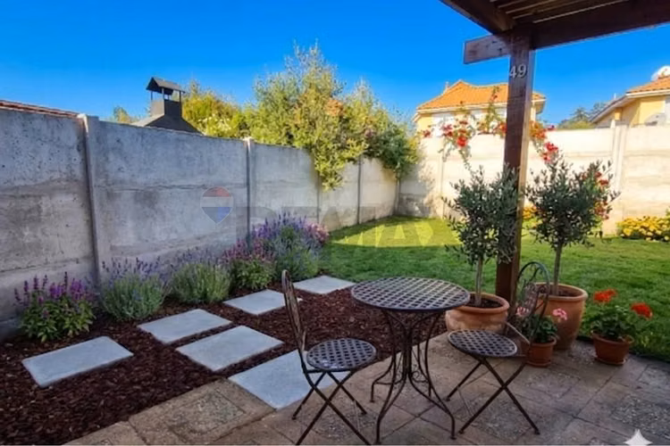 Casa en venta padre hurtado, laguna del sol 4d+3b