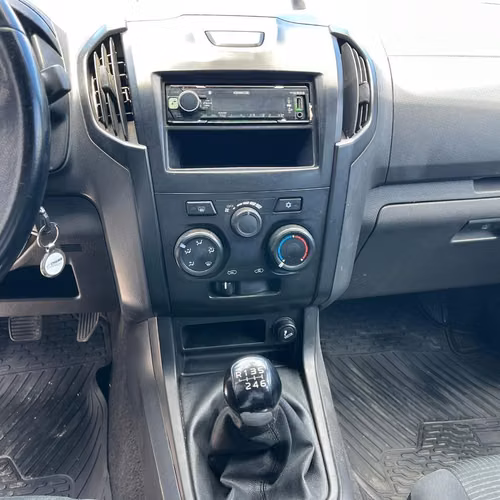 CHEVROLET D MAX 2018