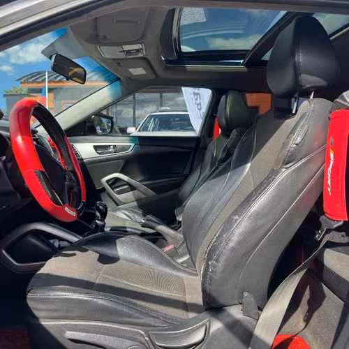 Hyundai veloster 2013