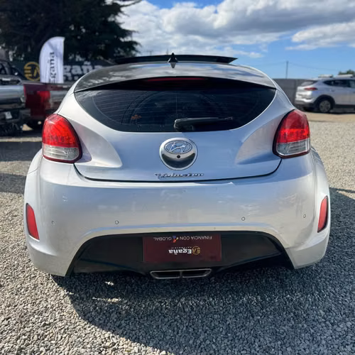 Hyundai veloster 2013