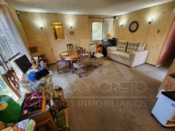 Casa en venta en La Reina con amplio terreno, oportunidad de inversión