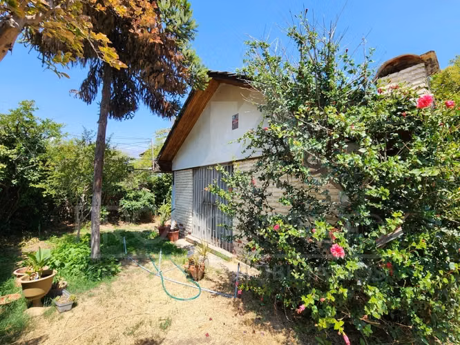 Casa en venta en La Reina con amplio terreno, oportunidad de inversión