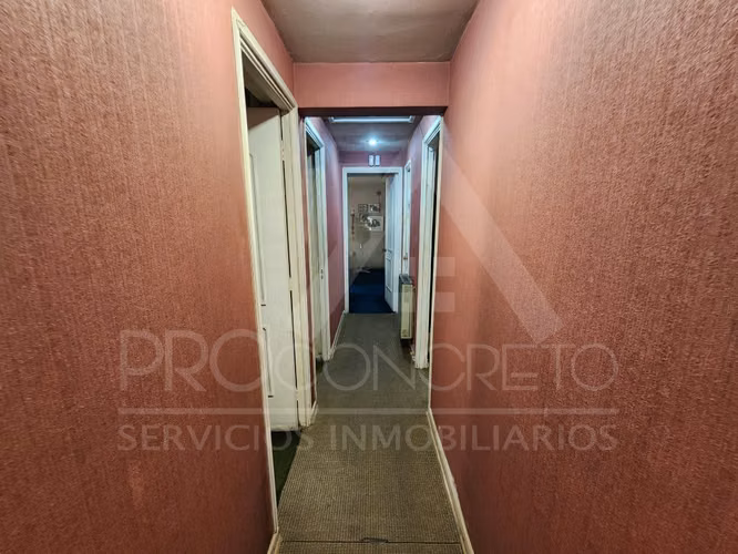 Casa en venta en La Reina con amplio terreno, oportunidad de inversión
