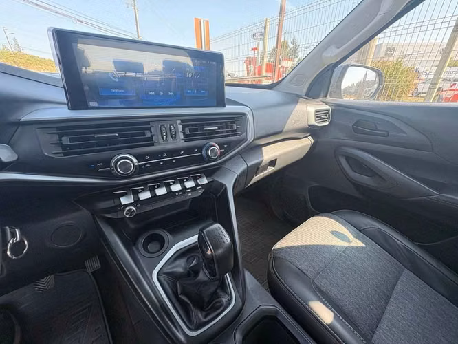 PEUGEOT LANDTREK 2023