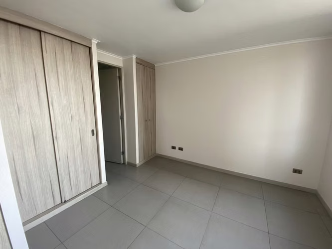OPORTUNIDAD INVERSIONISTA 1 DORM 2 BODEGAS COD. 2113 - Imagen 4