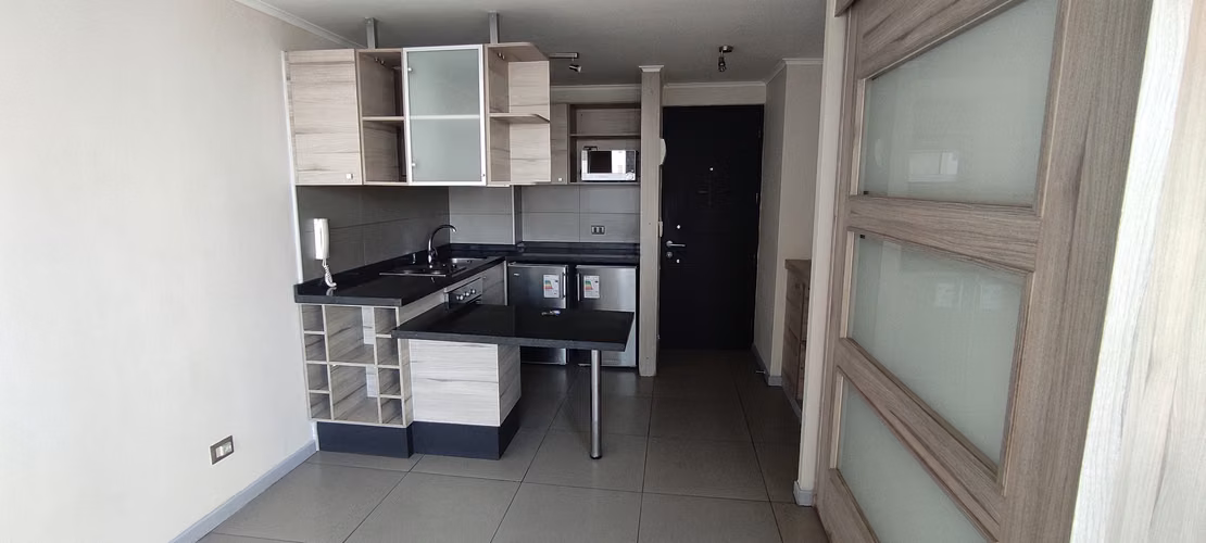 OPORTUNIDAD INVERSIONISTA 1 DORM 2 BODEGAS COD. 2113 - Imagen 8