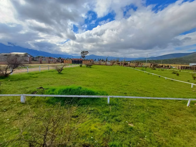 VIVABIEN PROPIEDADES VENDE TERRENOS EN LA MEJOR UBICACIÓN DE LA LIGUA ,
