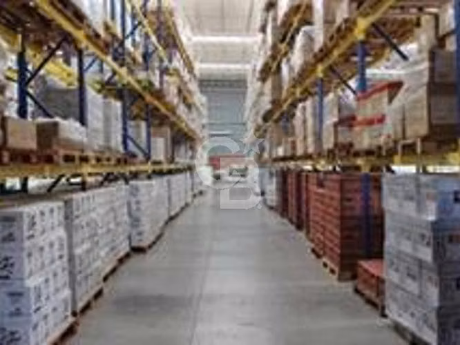 Bodega de 3.000 m2 en Centro de Bodegaje