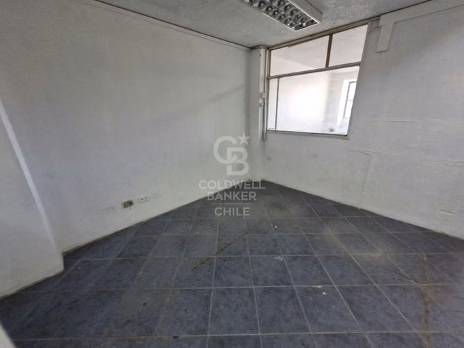 Oficina 109 m2 Bellas Artes Bajó UF 400
