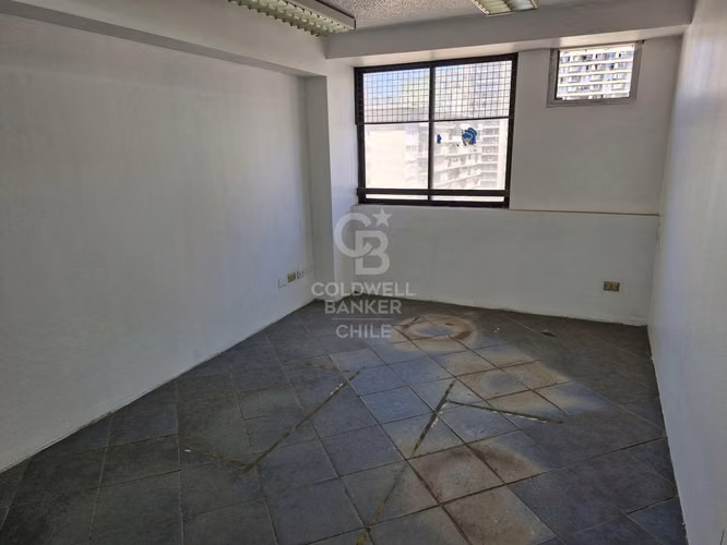 Oficina 109 m2 Bellas Artes Bajó UF 400