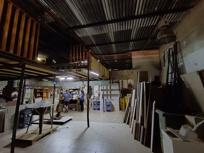 Comercio, servicios 200/480 m2, 10 mt x 46 mt (143848)