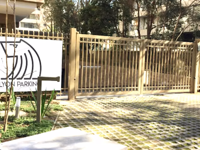 En moderno edif  (144116)