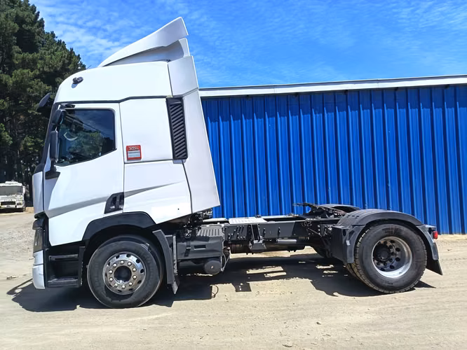 TRACTO CAMION RENAULT  T 380 AÑO 2017