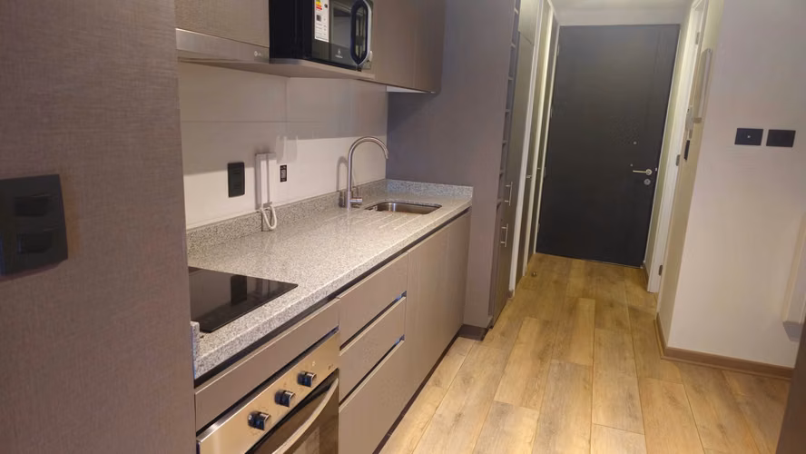 Studio nuevo garantía y comisión en cuotas