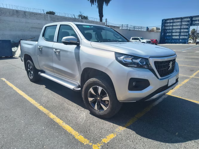VENDO LANDTREK 2024, MOTOR 2,2 DIESEL AUTOMATICA 4X4 EN MELIPILLA