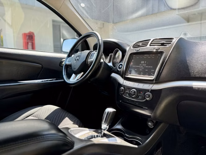 DODGE JOURNEY SE 2.4L AT - 2018 | 3561 - Imagen 13