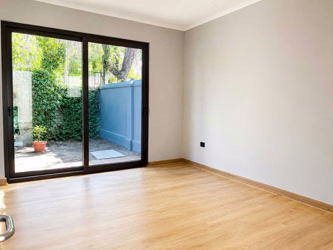 Casa Arriendo Luminosa y remodelada !! (144429) - Imagen 12