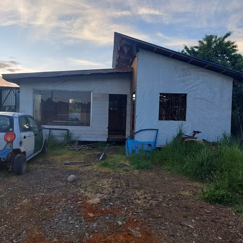 VENTA DE CASA CON CABAÑA CERCA DEL CENTRO DE LA UNION