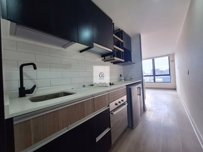 VENDO STUDIO  UF 2.077 A PASOS METRO RODRIGO DE ARAYA. MACUL SEMI AMOBLADO