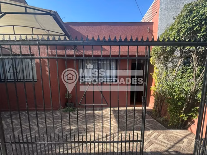 VENDE CASA - SANTIAGO, REGION METROPOLITANA
