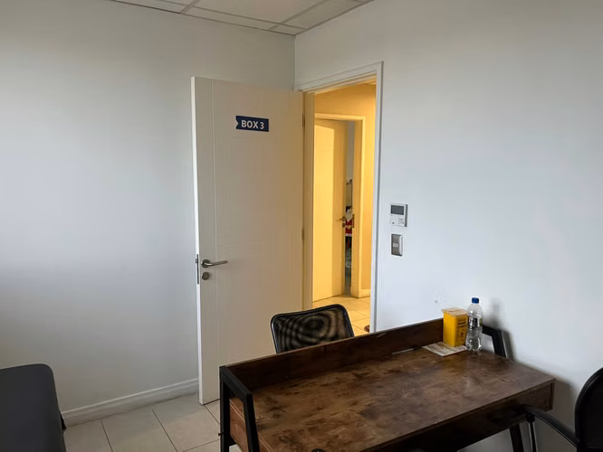 Se vende oficina excelente ubicación, Edificio Plaza Oriente