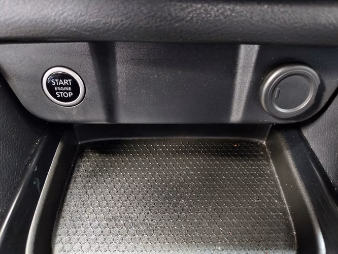 NISSAN QASHQAI 2024